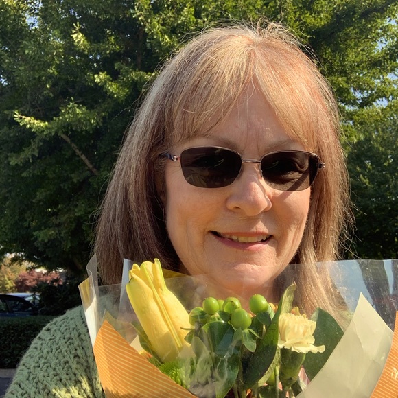 Meet your Posher, Norma - Picture 1 of 1